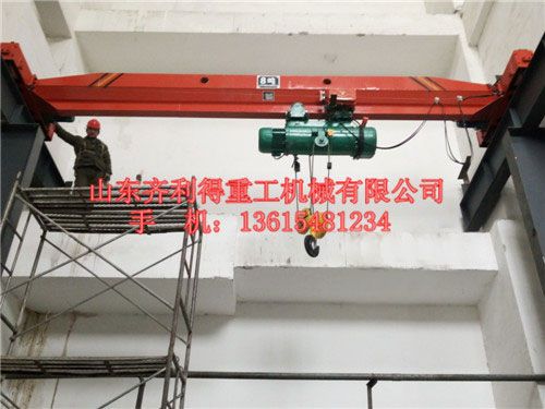 Working characteristics of cranes