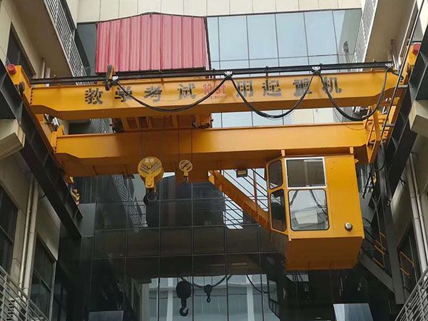 Precautions for using bridge crane