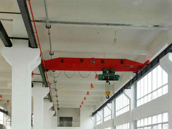 What should be noted when installing crane equipment