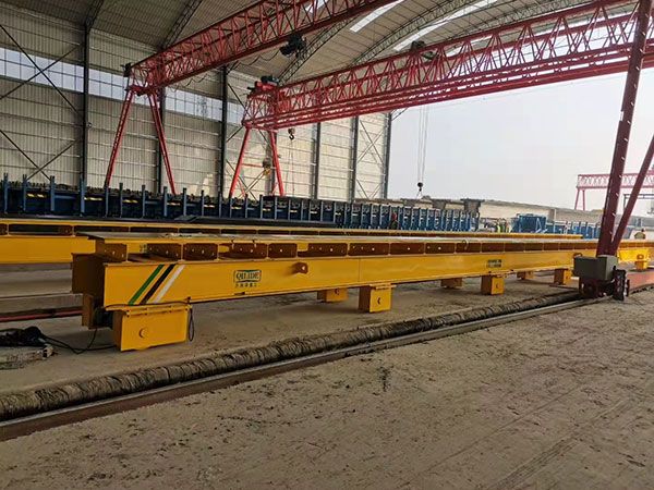 Flat ground vehicle