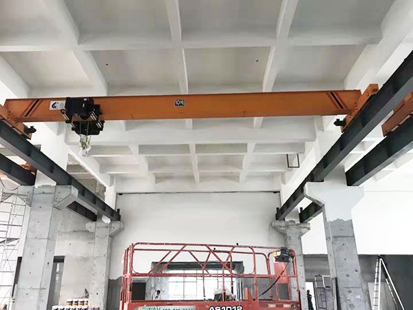 single-beam crane