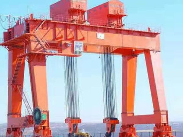 双梁门式起重机